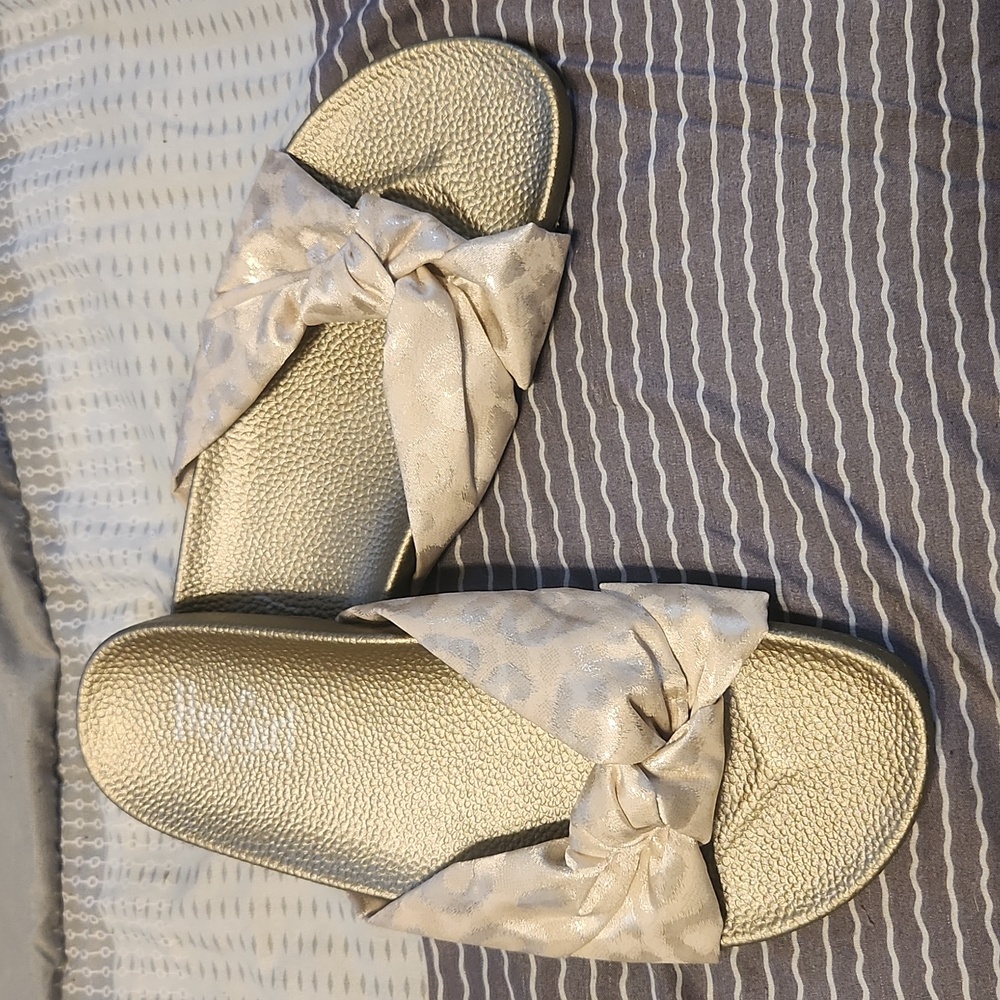 Gold slides